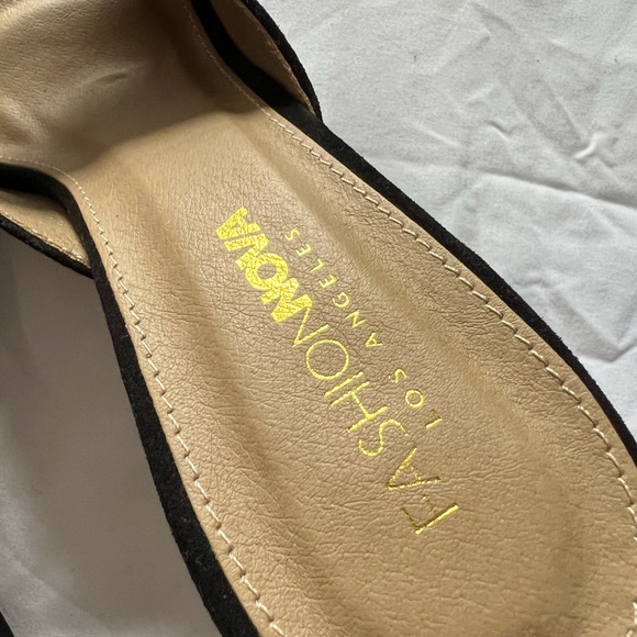 Black mules. Too big on me. Never wore them - Picture 4 of 4